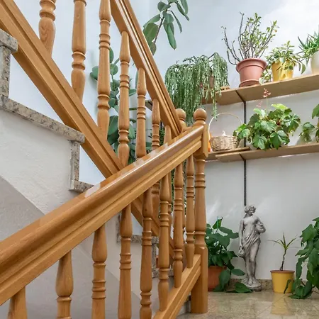 Charming With Balcony Трогир