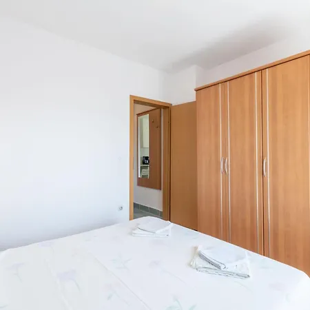 Апартаменты Charming With Balcony