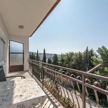 Charming With Balcony * Трогир