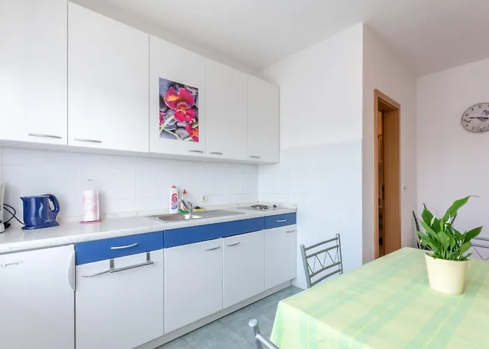 Charming With Balcony Apartmán